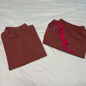 FIGS Scrub Set in Mauve- Top L, Pants XXL